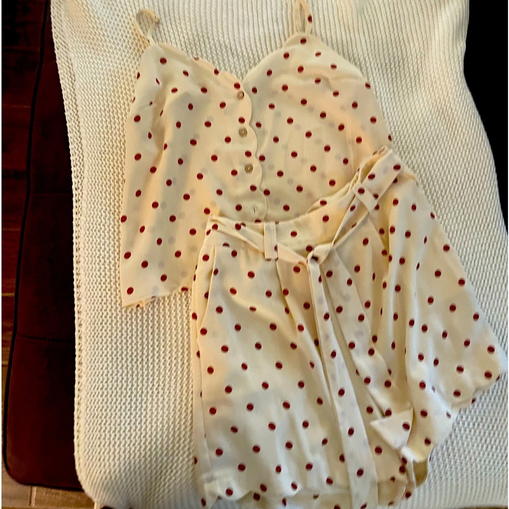 Very J Women's Flowy Polka Dot Paper Bag Shorts w/matching polka dot Cami top- L
